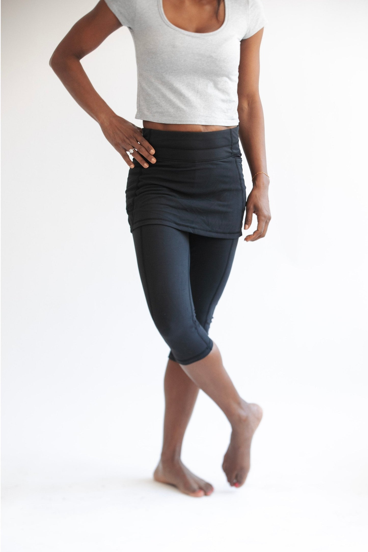 Black Skirted Capris Leggings with Pockets