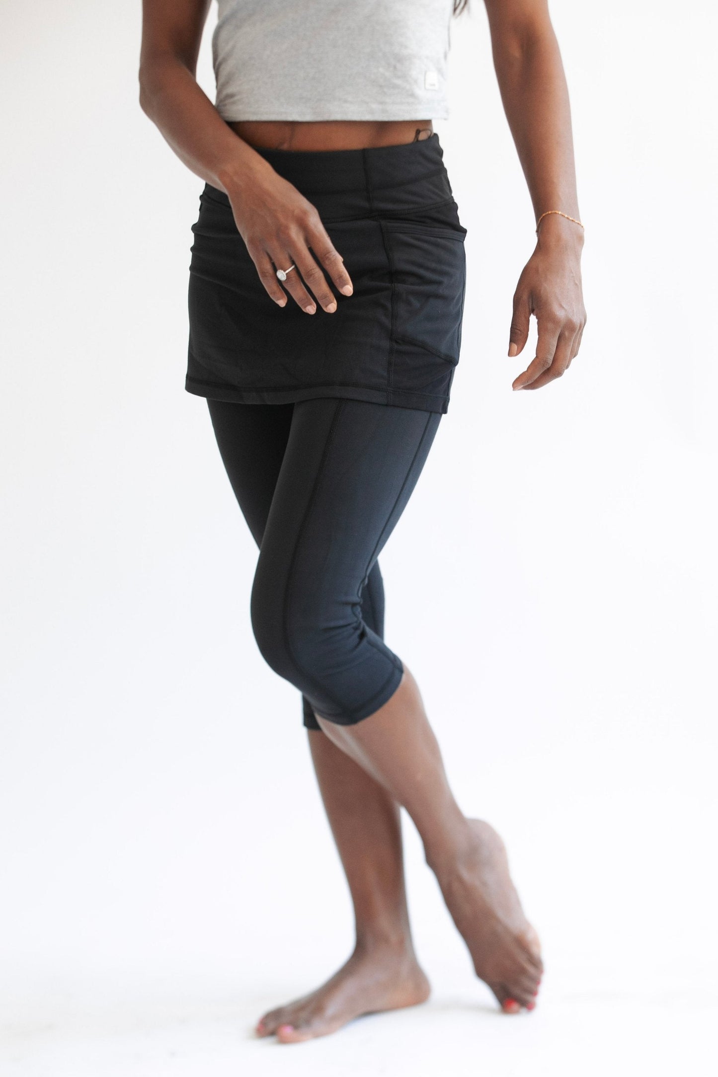 Black Skirted Capris Leggings with Pockets