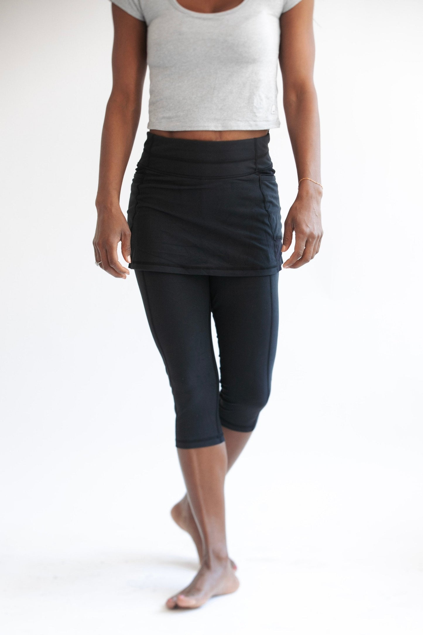 Black Skirted Capris Leggings with Pockets