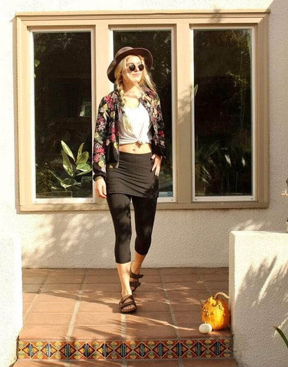 Sol Sister Sport: Black Mid-Calf Skirted Leggings with Pockets