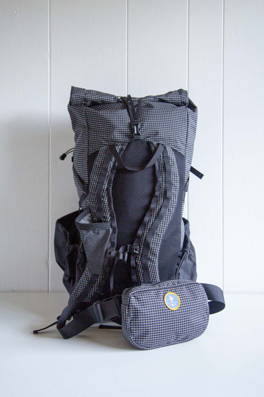 ✨PRE-ORDER✨ The Huckleberry - hipbelt pocket, fanny pack, sling bag