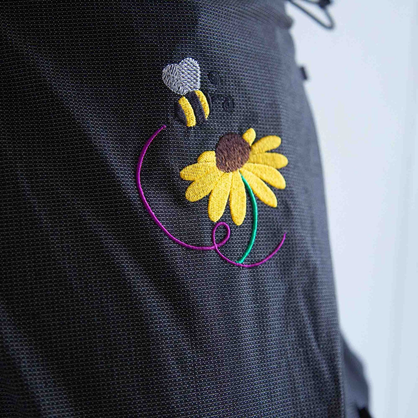 The Aspen - Bee and Flower Special Edition